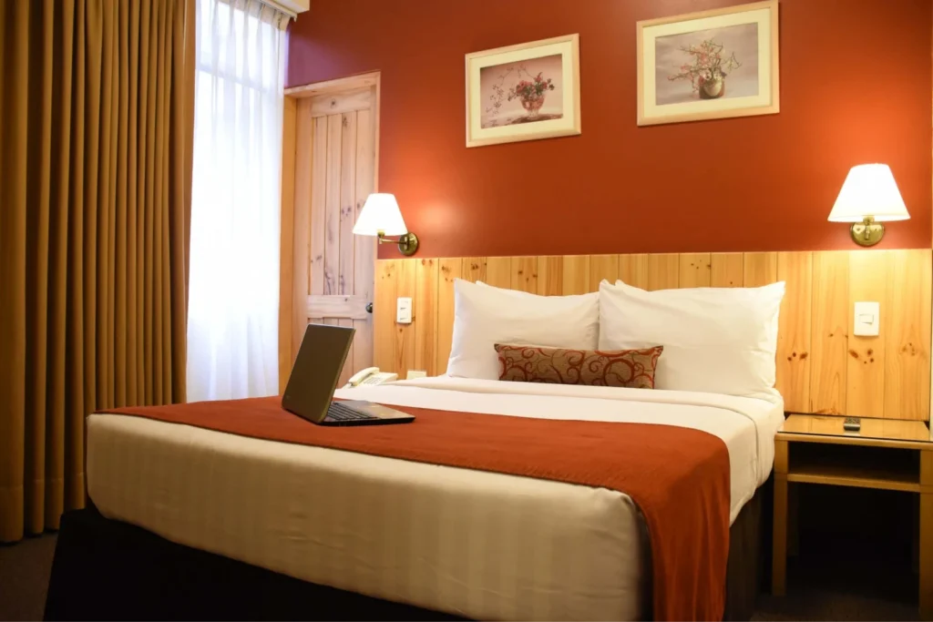 HABITACION MATRIMONIAL 3